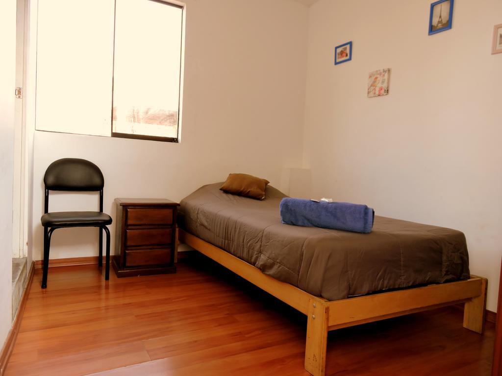 La Casa De Karla Hostel Lima Kültér fotó