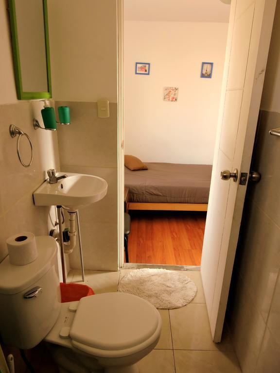 La Casa De Karla Hostel Lima Kültér fotó