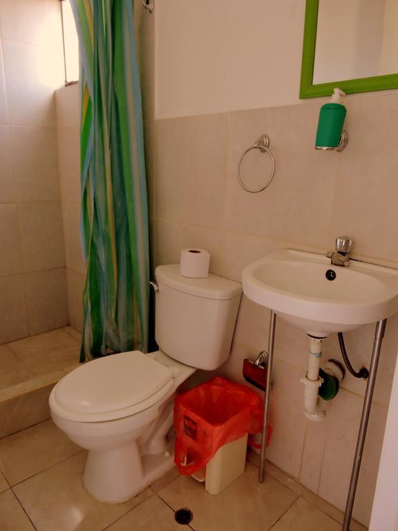 La Casa De Karla Hostel Lima Kültér fotó